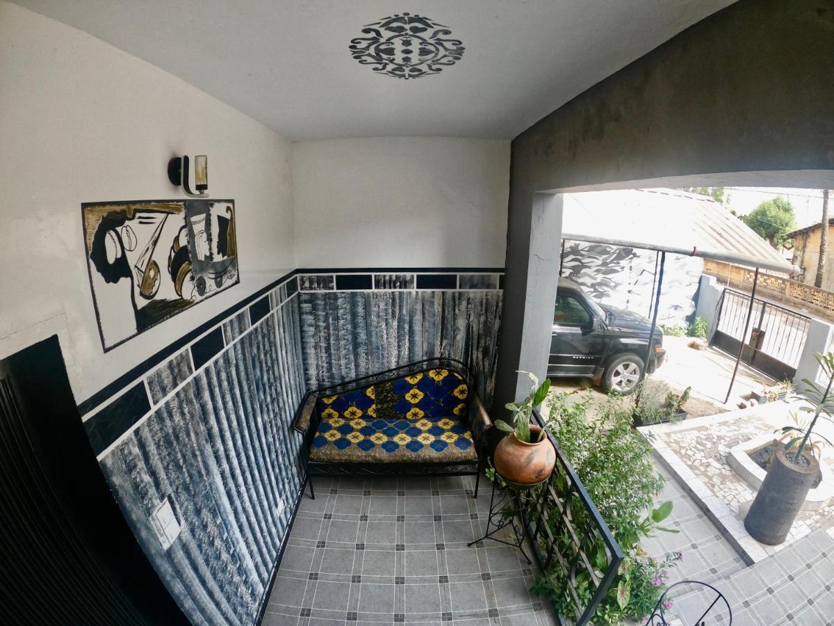 Apartmán Ker Adja Ziguinchor Exteriér fotografie